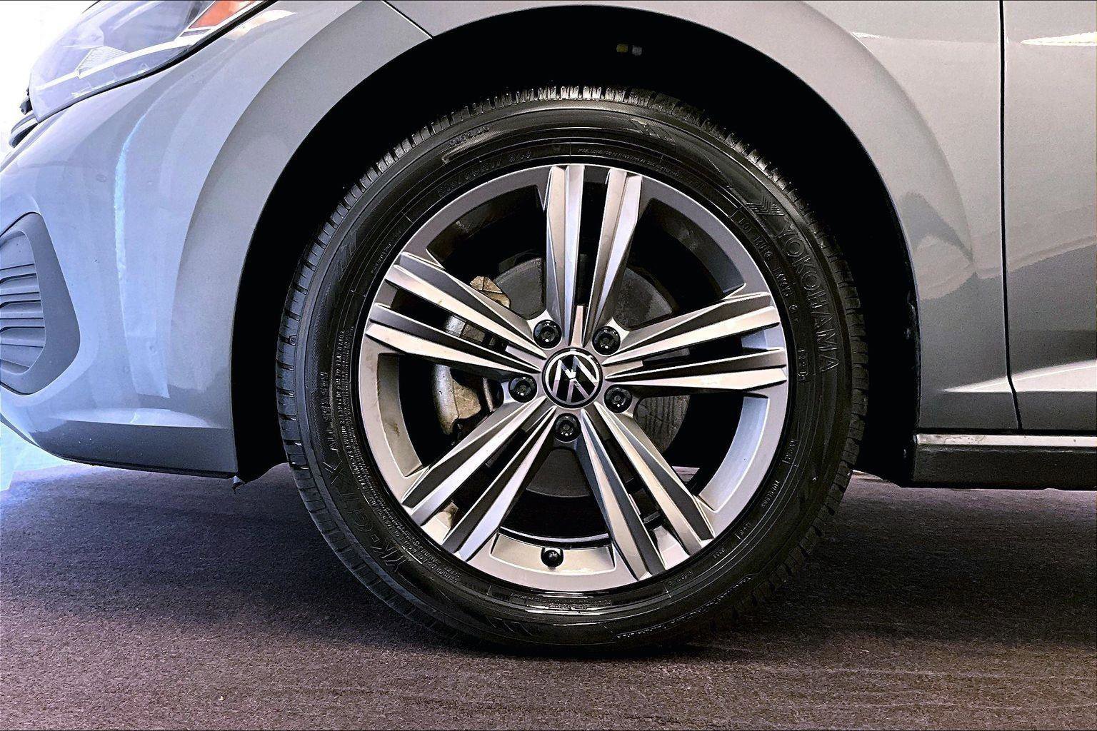 Used 2022 Volkswagen Jetta SE image 10