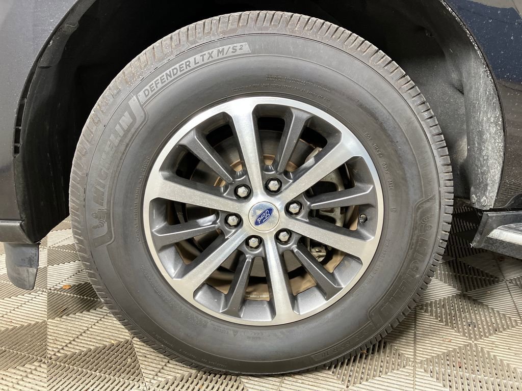 Certified 2021 Ford Expedition XLT image 14