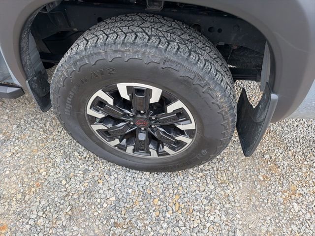 Used 2023 Nissan Frontier PRO-4X w/ Technology Package image 8