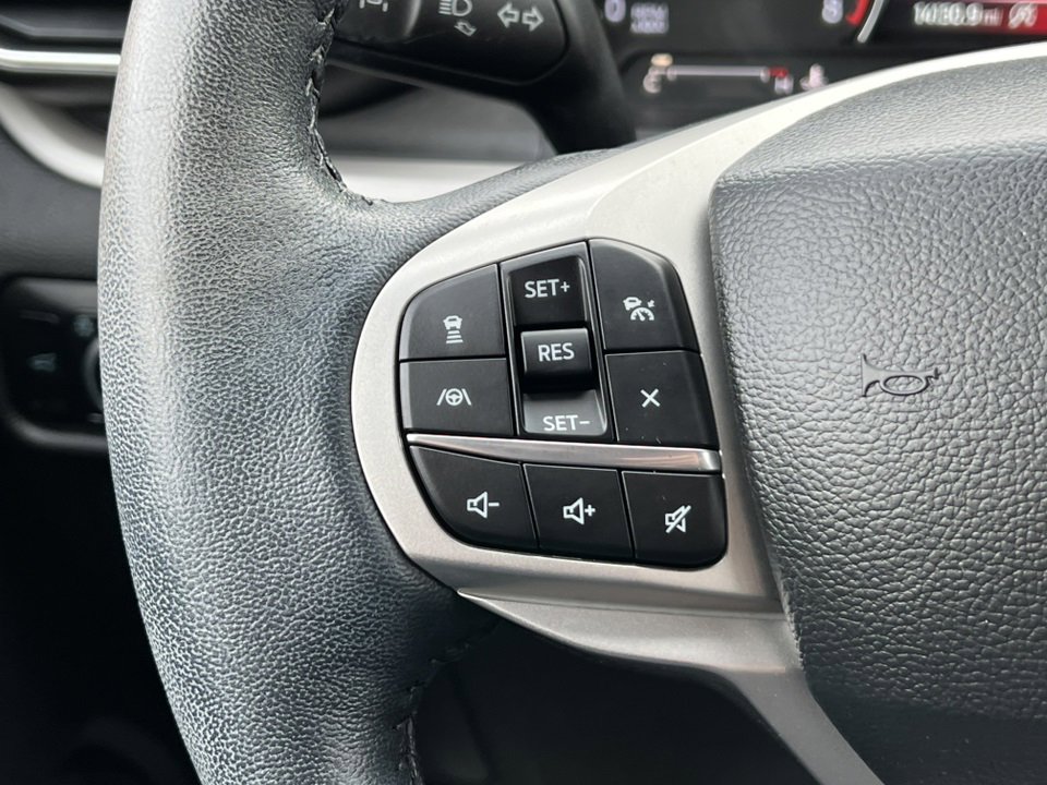 Certified 2023 Ford Explorer XLT w/ Equipment Group 202A image 21