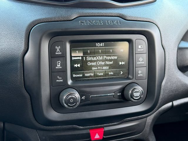 Used 2017 Jeep Renegade Latitude AWD/4WD image 5