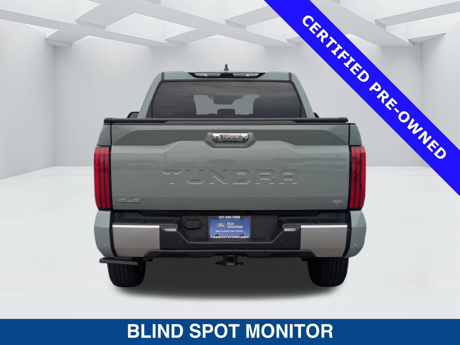 Used 2025 Toyota Tundra Limited AWD/4WD image 6