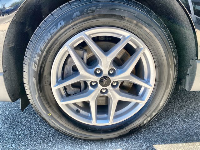 Certified 2024 Ford Edge SEL w/ Convenience Package AWD/4WD image 10