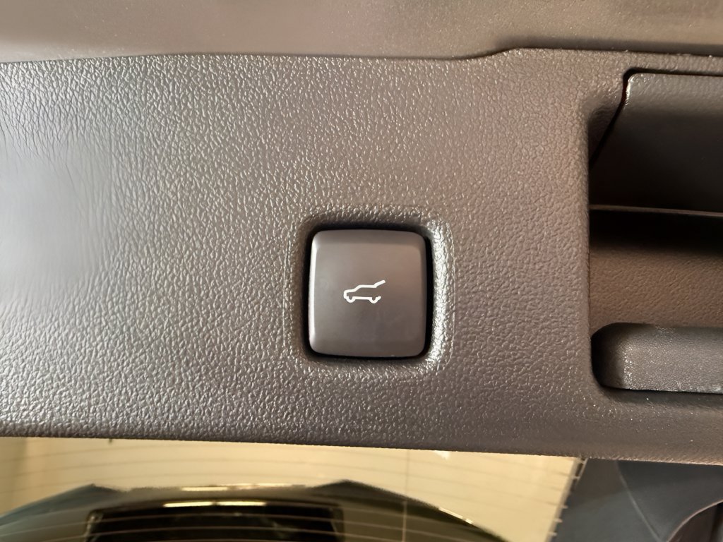 Certified 2024 Ford Escape ST-Line w/ Tech Pack #1 AWD/4WD image 14