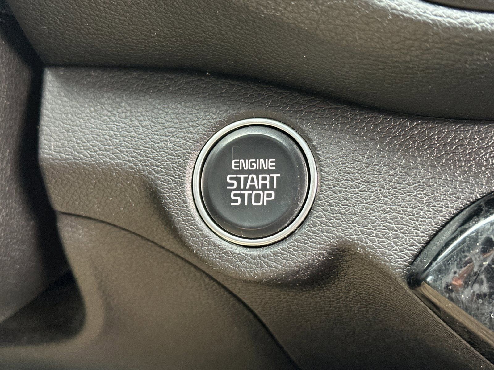 Used 2023 Kia Forte GT-Line image 21