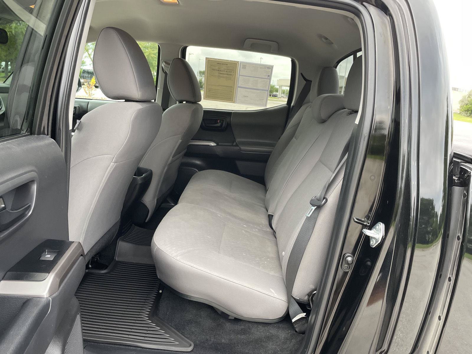 Used 2023 Toyota Tacoma SR5 w/ Technology Package AWD/4WD image 20