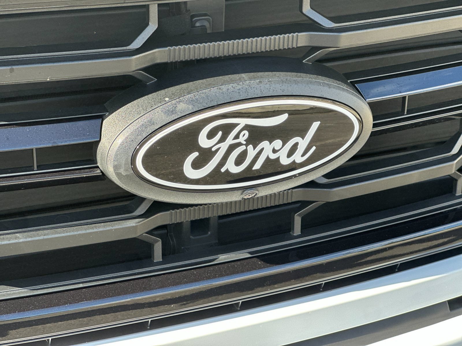 Certified 2025 Ford F150 XLT w/ Equipment Group 302A MID AWD/4WD image 35
