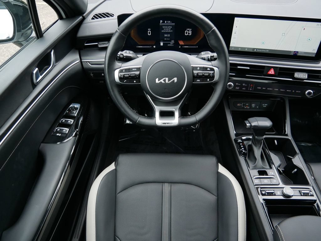 Used 2025 Kia K5 GT-Line AWD/4WD image 12