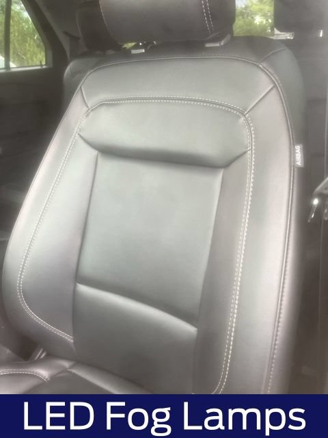 Certified 2023 Ford Explorer XLT w/ Equipment Group 202A AWD/4WD image 9