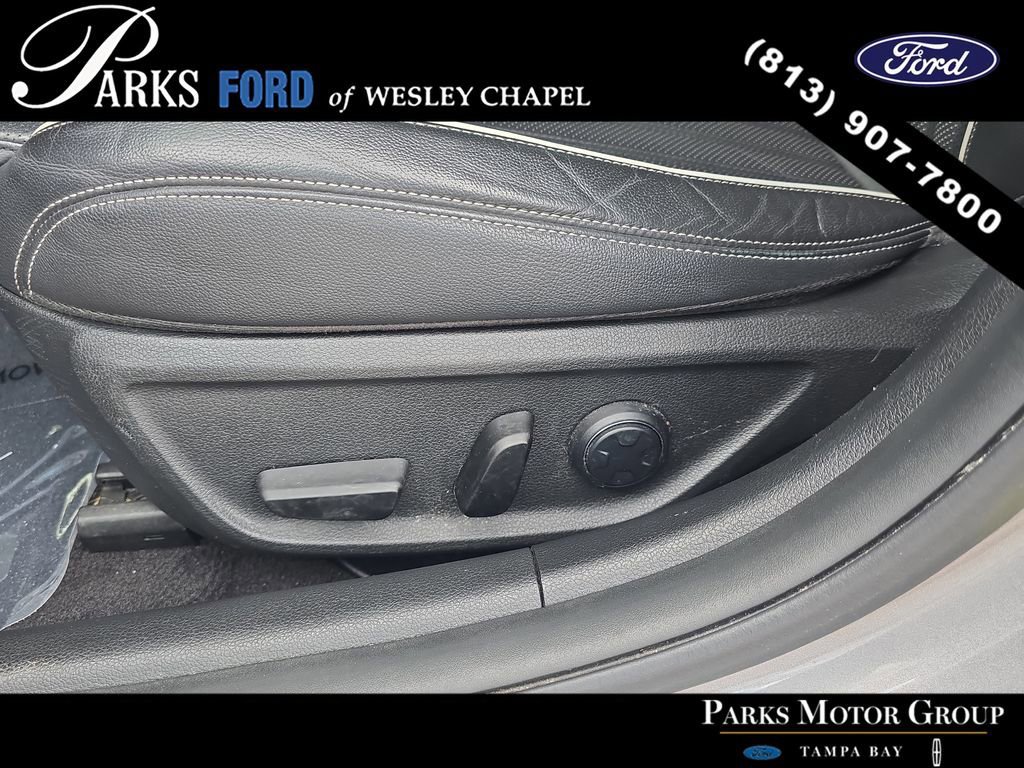 Used 2021 Genesis G70 2.0T w/ Elite Package RWD image 18