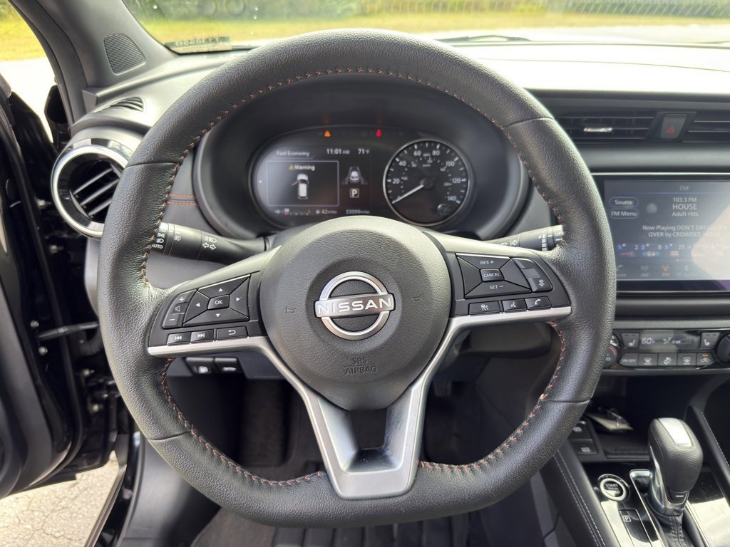 Used 2022 Nissan Kicks SR w/ Premium Package image 7