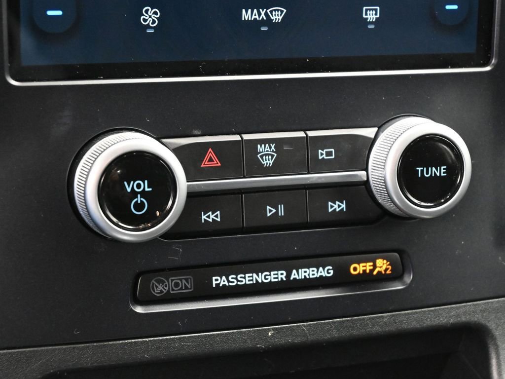 Certified 2022 Ford Edge SE w/ Black Appearance Package image 44