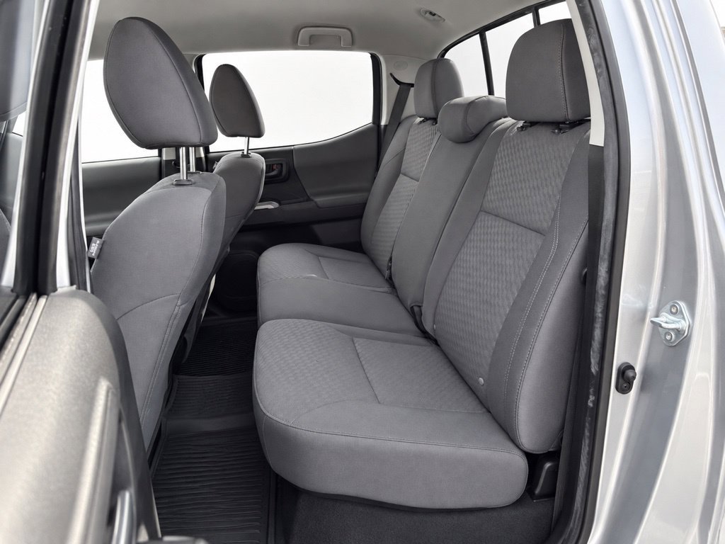 Used 2023 Toyota Tacoma SR5 AWD/4WD image 12