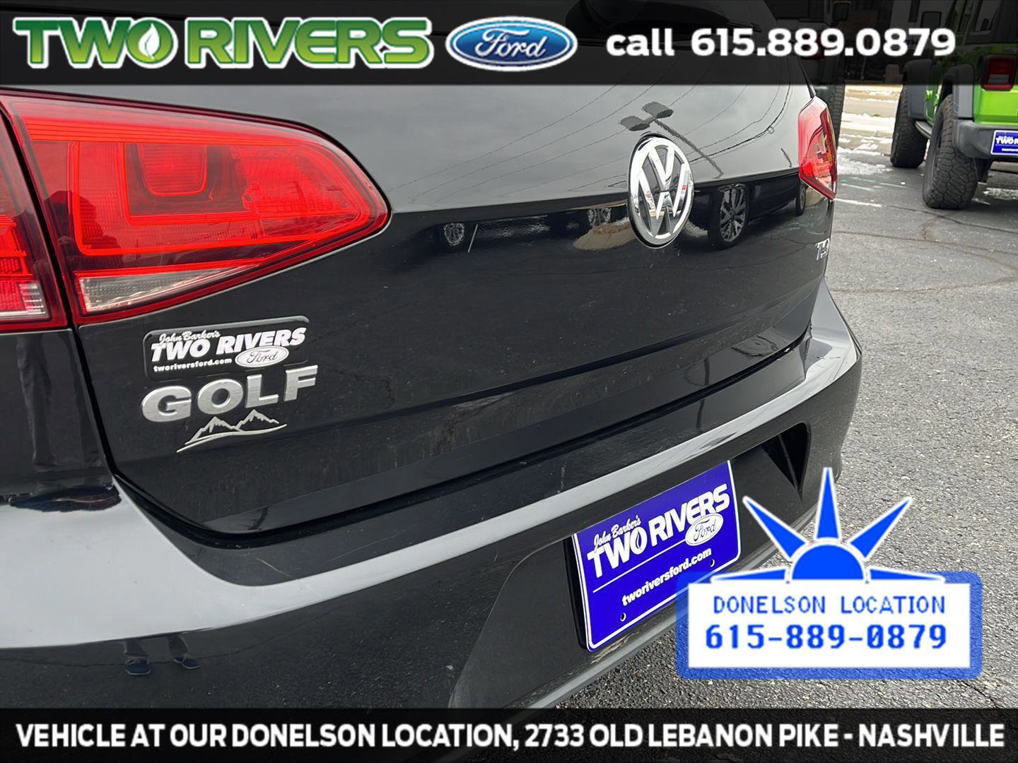 Used 2017 Volkswagen Golf Wolfsburg Edition image 11