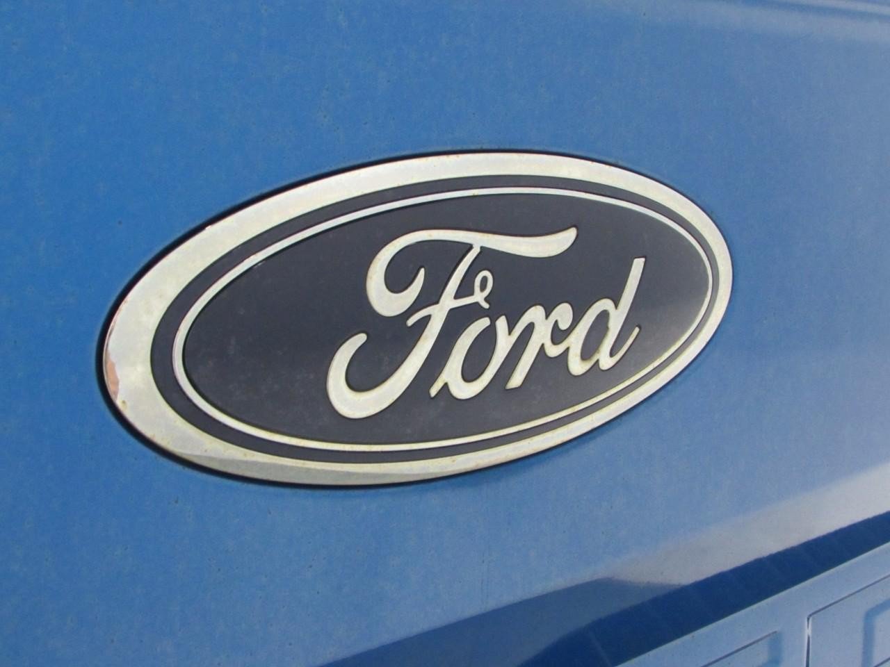 Certified 2019 Ford F150 XLT w/ Equipment Group 302A Luxury AWD/4WD image 35