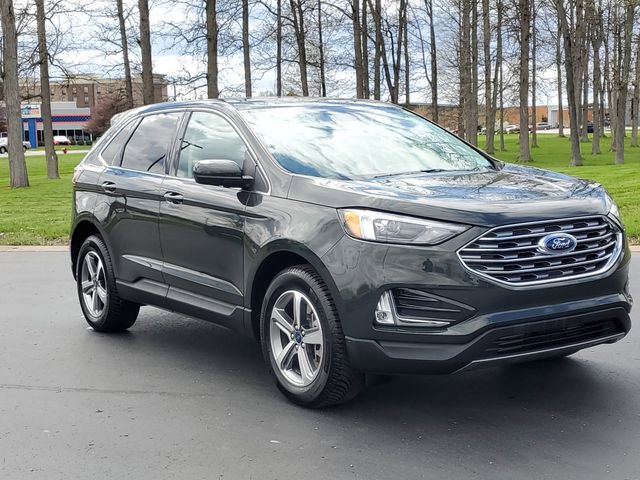 Certified 2022 Ford Edge SEL w/ Convenience Package AWD/4WD image 2