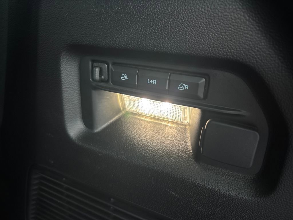 Certified 2023 Ford Explorer Limited w/ Equipment Group 301A image 31