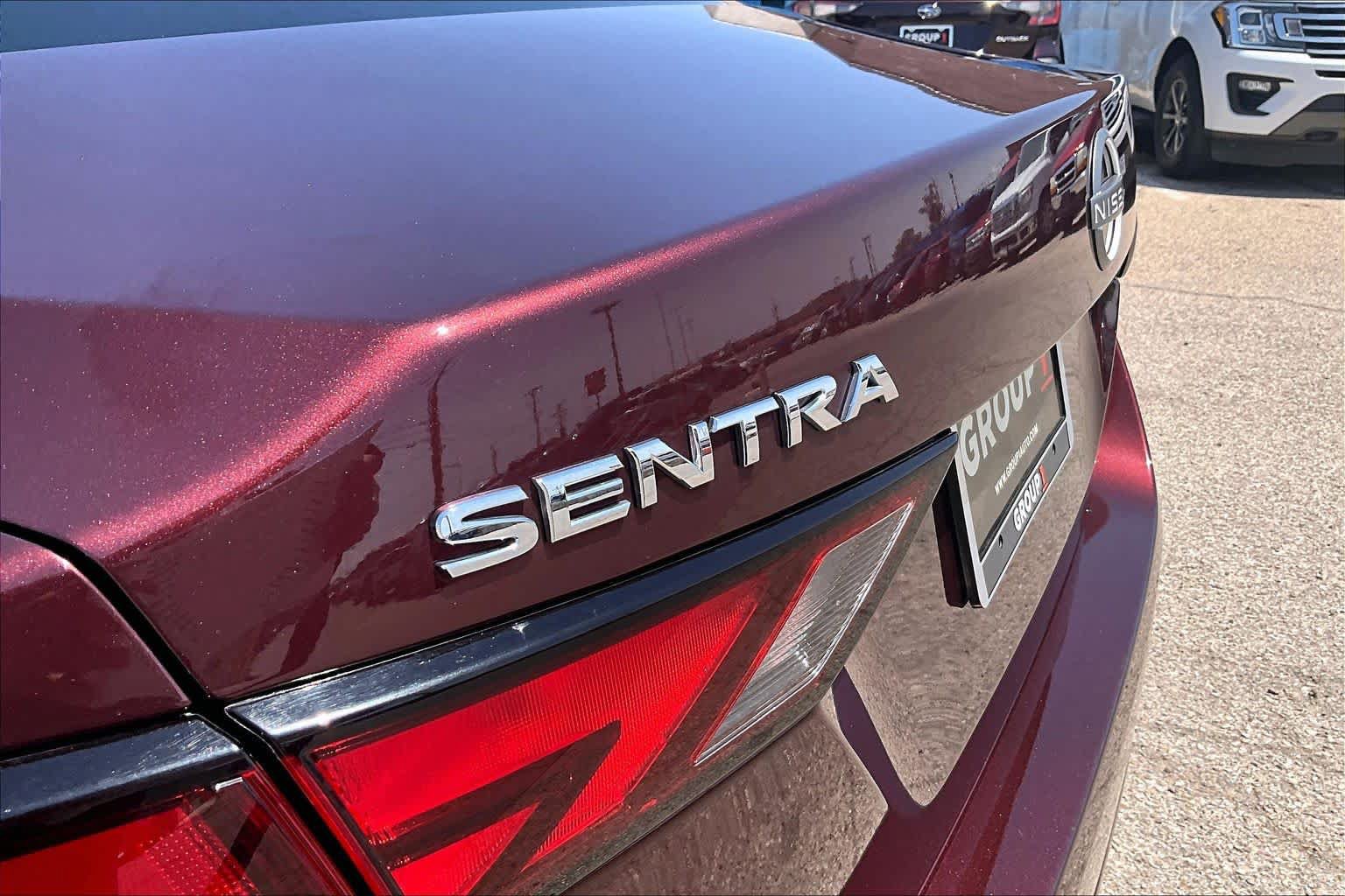 Used 2025 Nissan Sentra SV FWD image 29