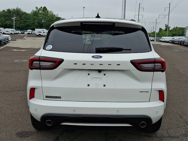 Certified 2023 Ford Escape ST-Line w/ Tech Pack #1 AWD/4WD image 5