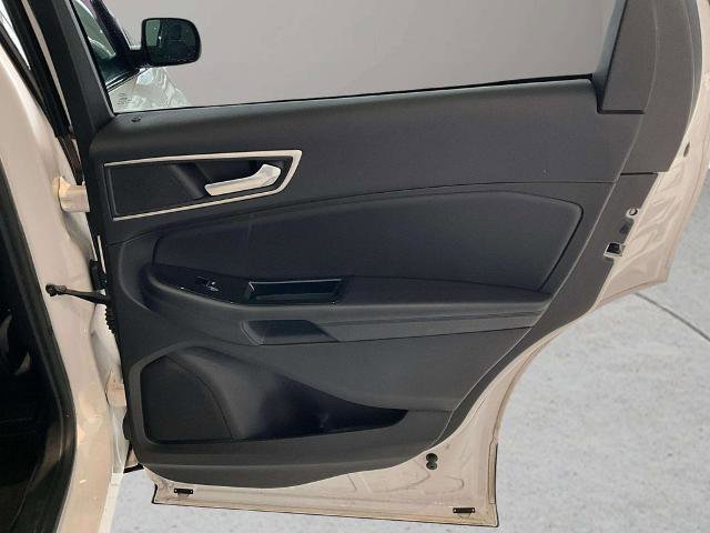 Certified 2017 Ford Edge SEL w/ Equipment Group 201A image 22