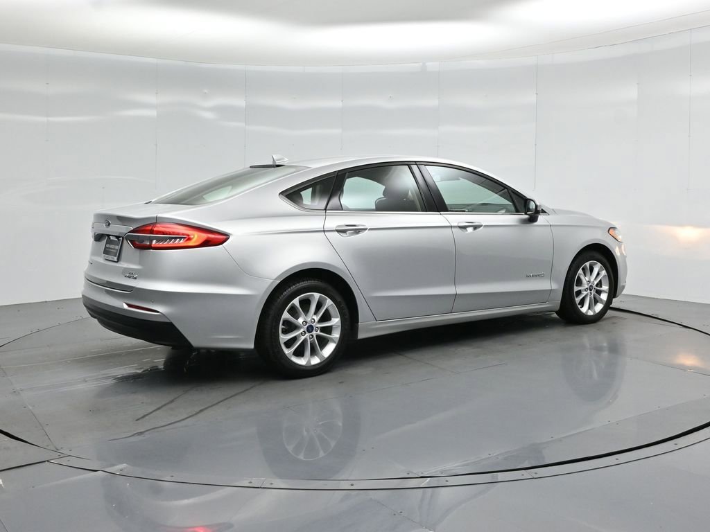 Certified 2019 Ford Fusion SE FWD image 26