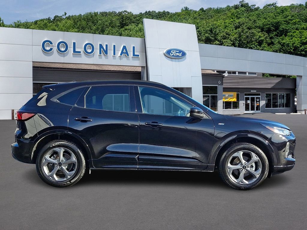 Certified 2024 Ford Escape ST-Line Select w/ Tech Pack #1 image 5