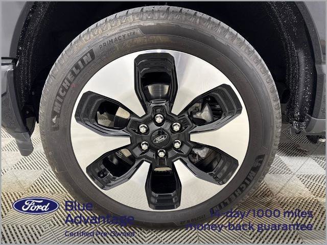 Certified 2025 Ford F150 Lightning Platinum image 15