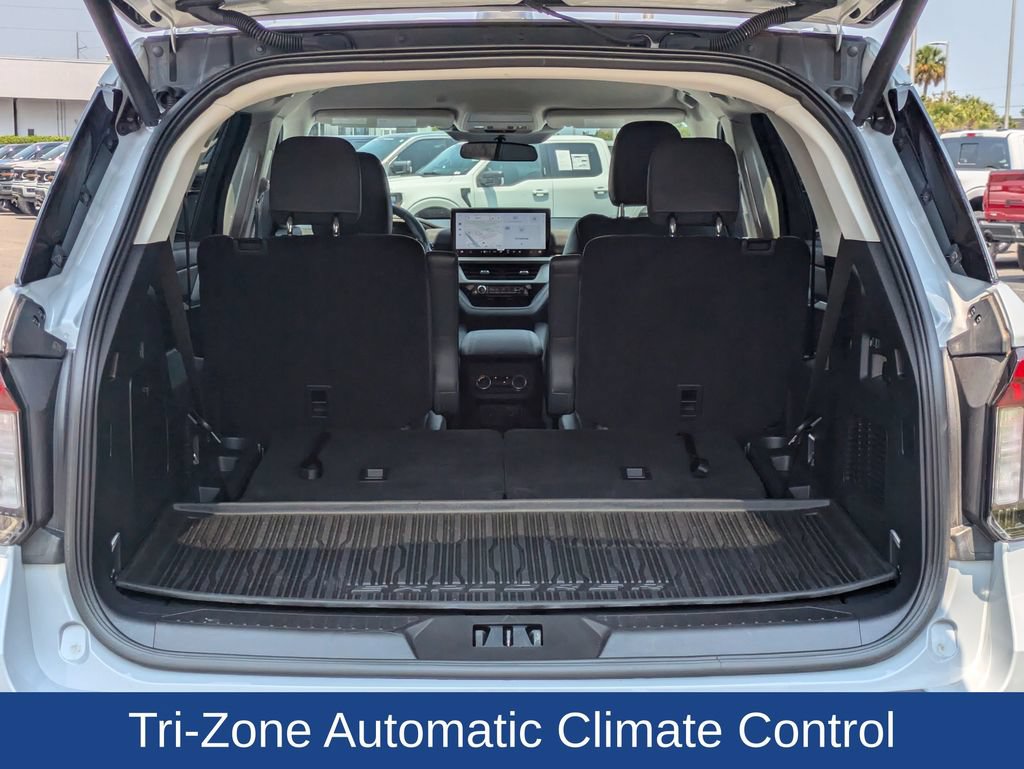 Certified 2026 Ford Explorer Active w/ Active Comfort Package RWD image 13
