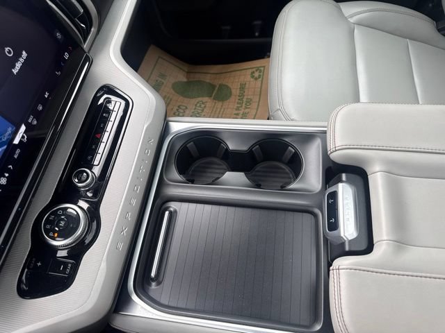 Certified 2025 Ford Expedition Max Active AWD/4WD image 27