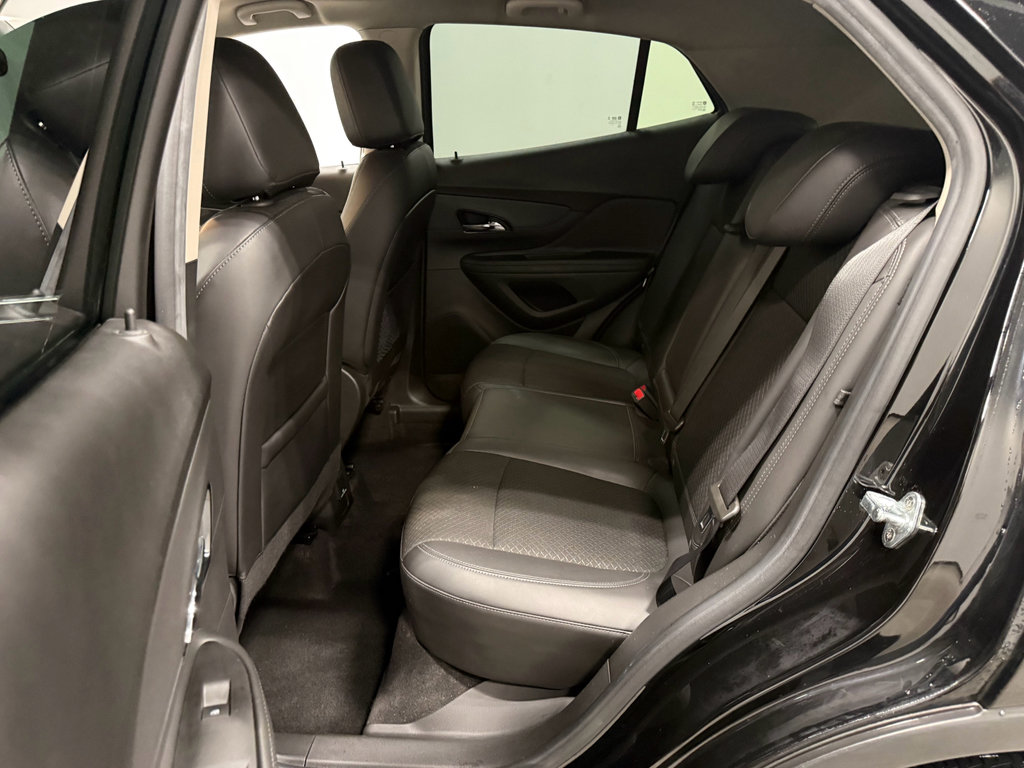 Used 2021 Buick Encore Preferred w/ Safety Package image 25
