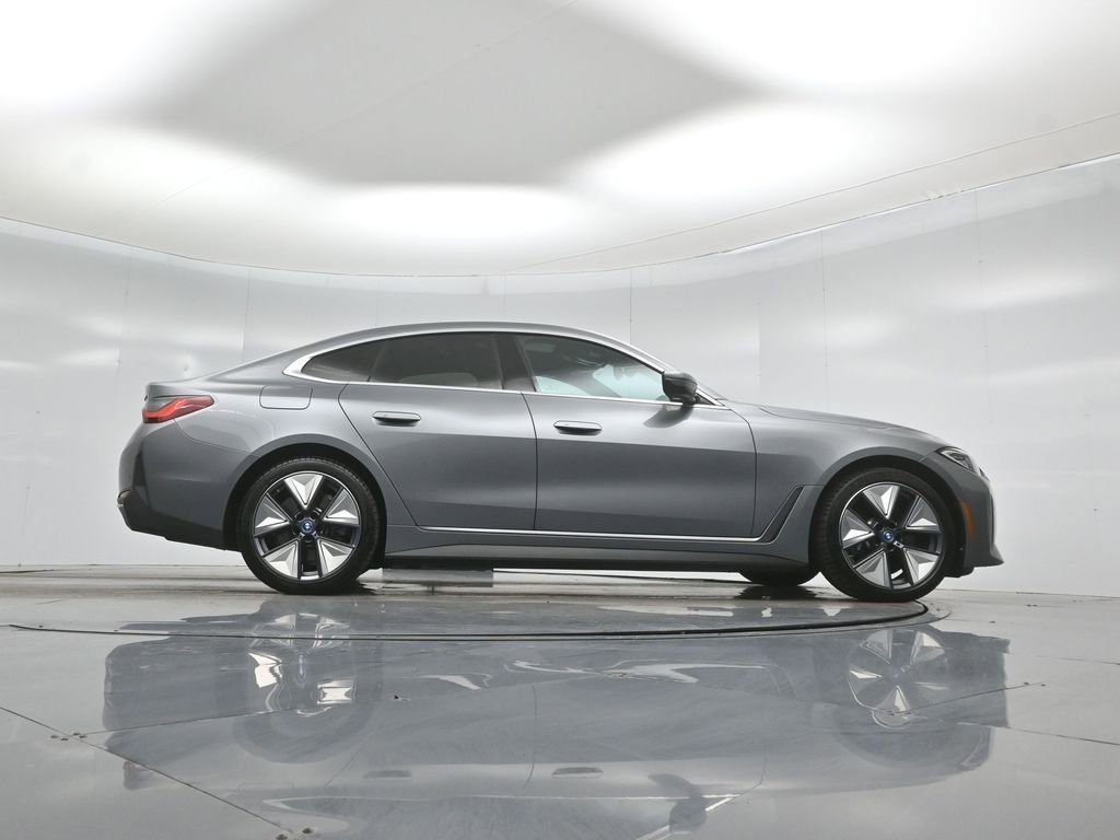 Used 2023 BMW i4 eDrive40 RWD image 46
