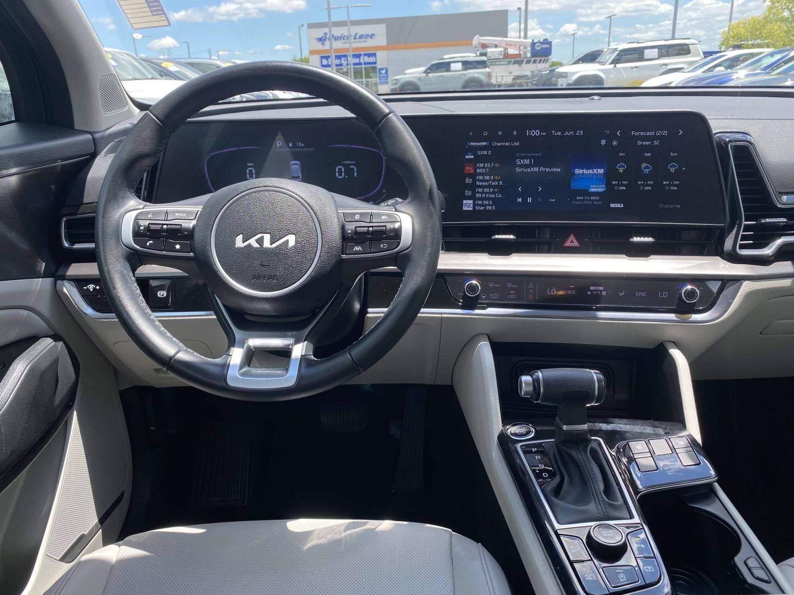 Used 2024 Kia Sportage EX FWD image 12