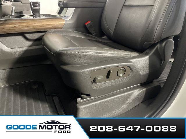 Used 2022 Chevrolet Silverado 1500 RST w/ Convenience Package II AWD/4WD image 12