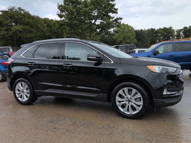 Certified 2024 Ford Edge Titanium w/ Class II Trailer Tow Package AWD/4WD image 2