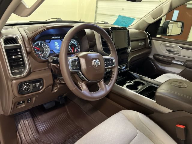 Used 2025 RAM 1500 Laramie AWD/4WD image 12