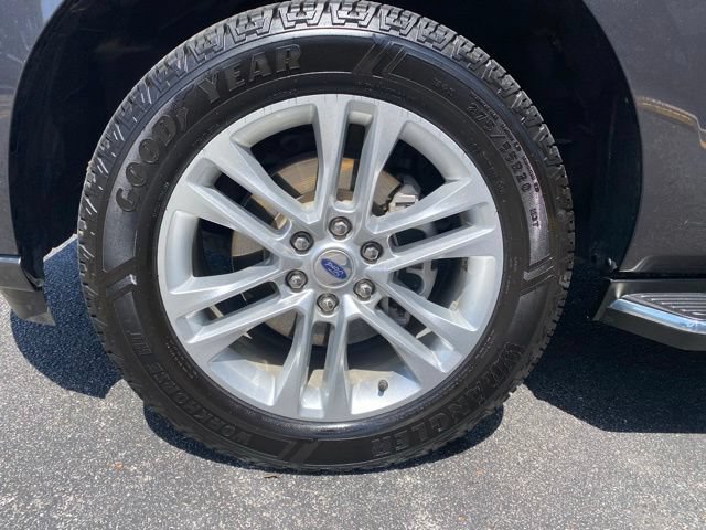 Certified 2022 Ford Expedition XLT AWD/4WD image 9