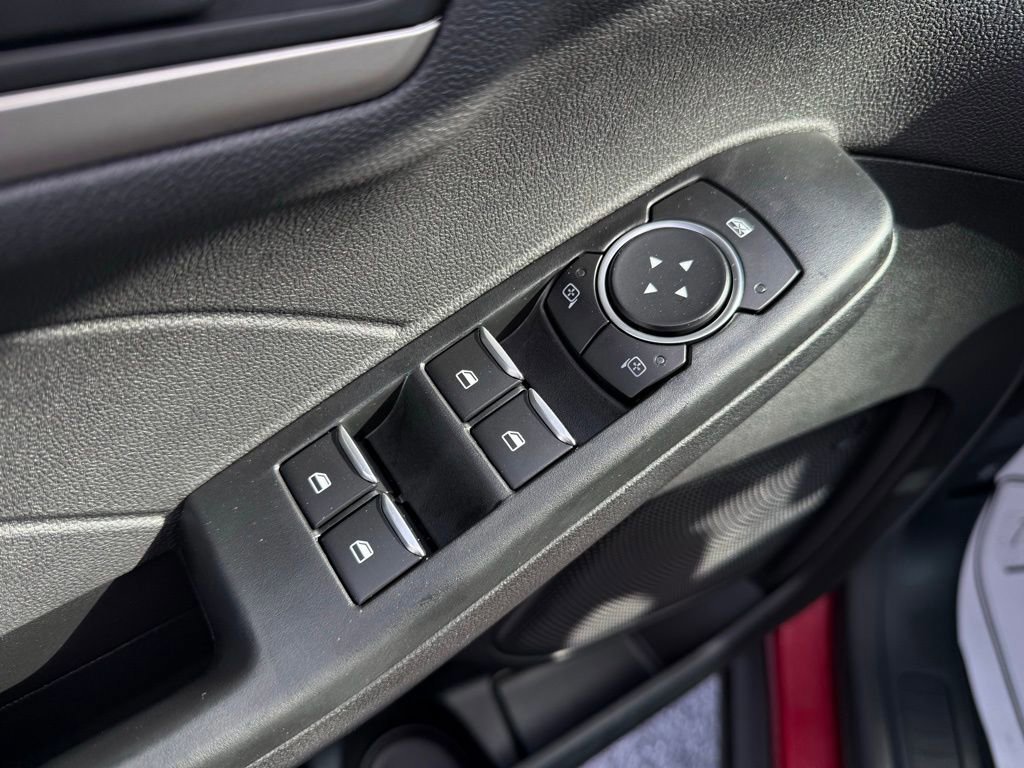 Certified 2022 Ford Escape SE w/ SE Sport Appearance Package image 13