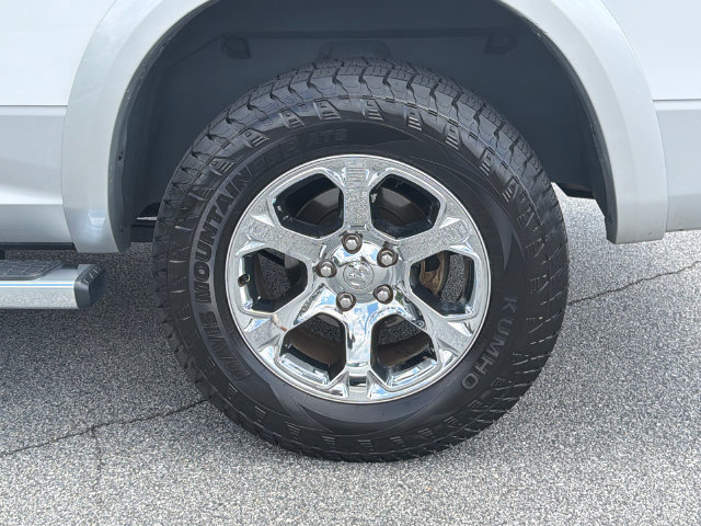 Used 2018 RAM 1500 Laramie w/ Convenience Group AWD/4WD image 21