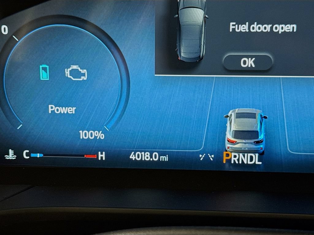 Certified 2025 Ford Escape Platinum FWD image 16