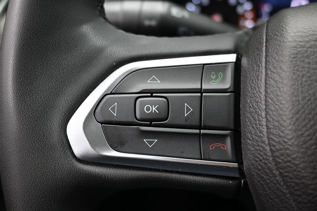 Used 2025 Jeep Compass Limited AWD/4WD image 25