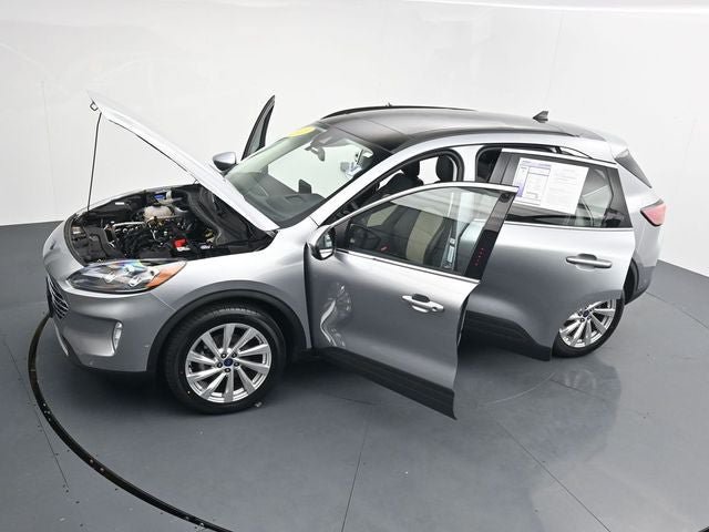 Certified 2022 Ford Escape Titanium w/ Titanium Elite Package AWD/4WD image 37