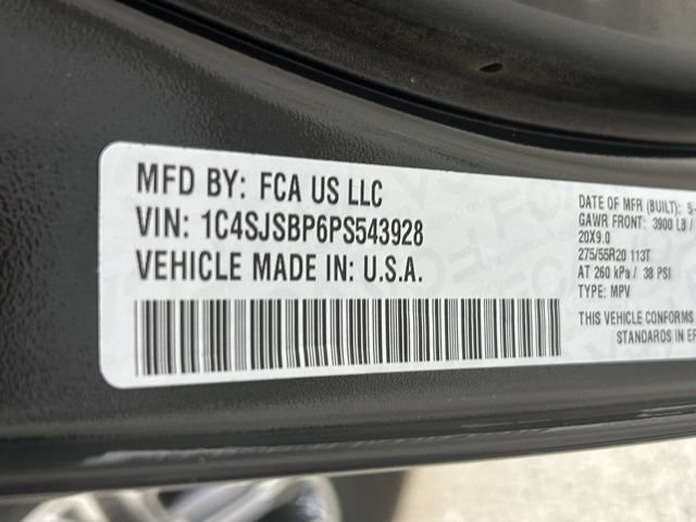 Used 2023 Jeep Wagoneer L Series II AWD/4WD image 32