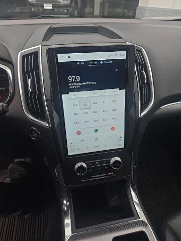 Certified 2021 Ford Edge Titanium image 4