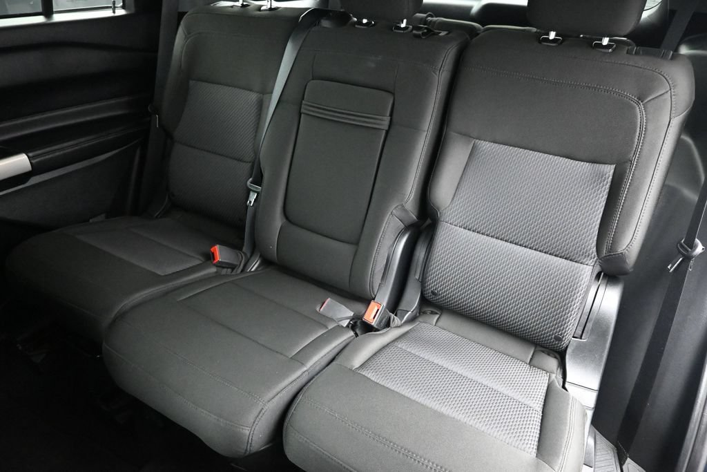 Certified 2023 Ford Explorer XLT RWD image 20