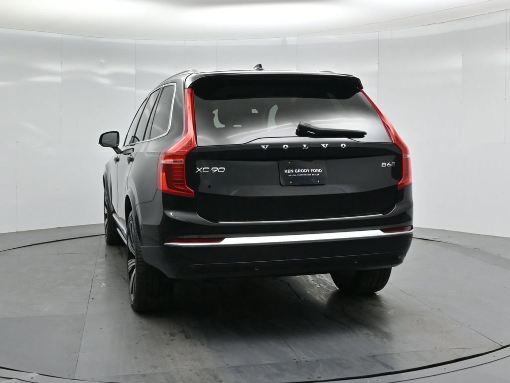 Used 2023 Volvo XC90 B6 Ultimate w/ Protection Package Premier image 19