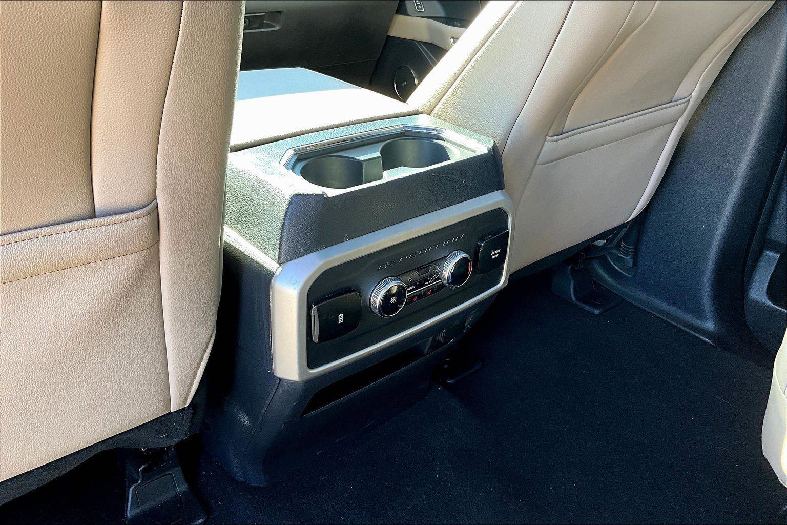 Certified 2024 Ford Expedition Limited image 16