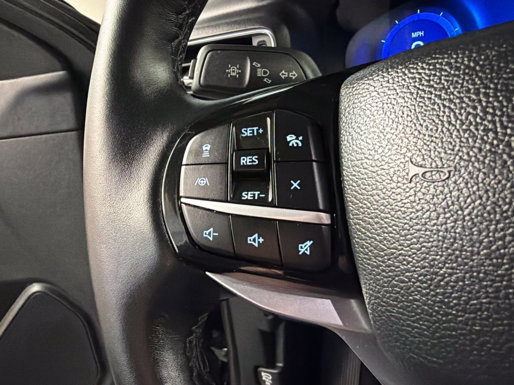 Certified 2023 Ford Explorer Platinum w/ Technology Package AWD/4WD image 19
