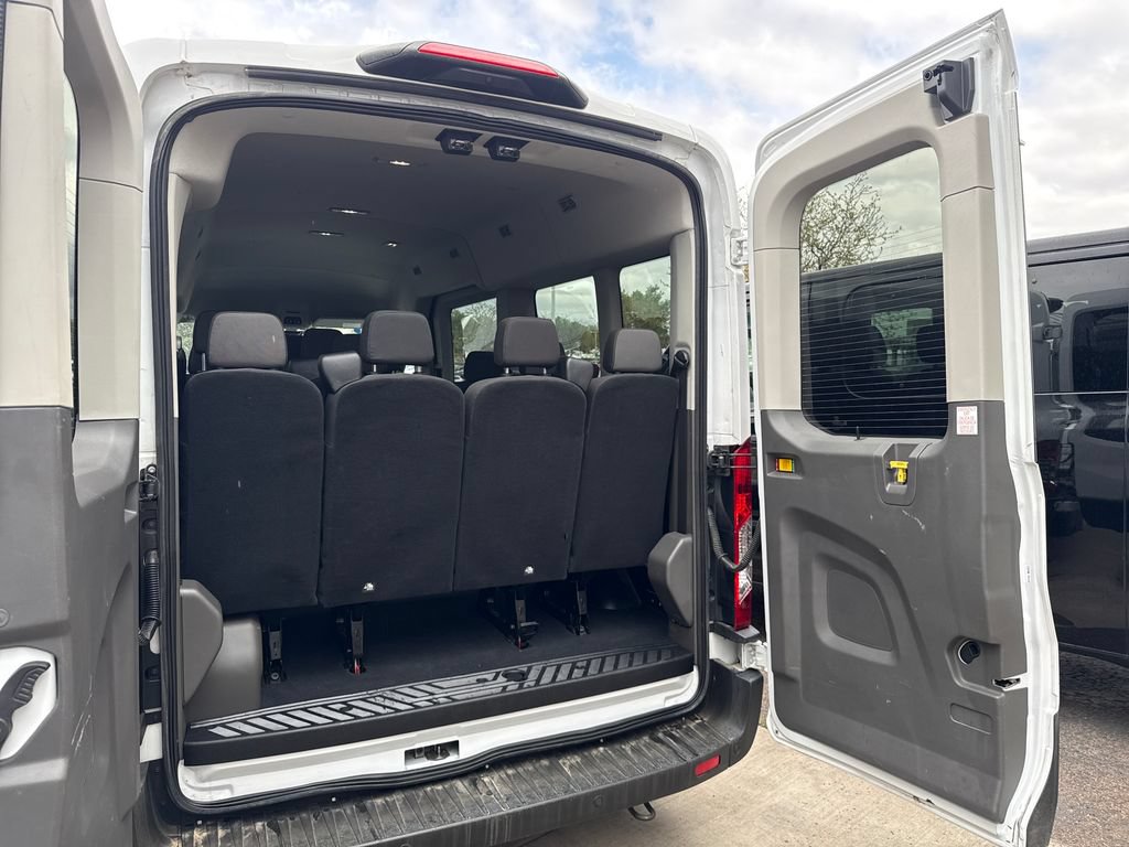 Certified 2023 Ford Transit 350 XLT RWD image 28