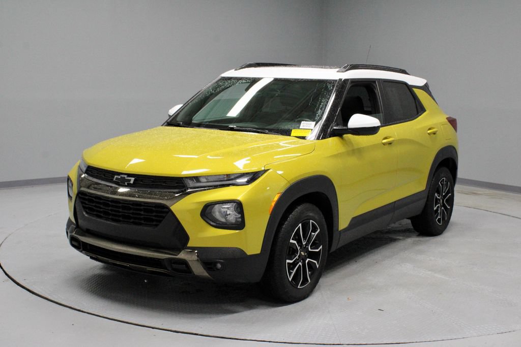 Used 2023 Chevrolet TrailBlazer ACTIV w/ Sun and Liftgate Package FWD image 7