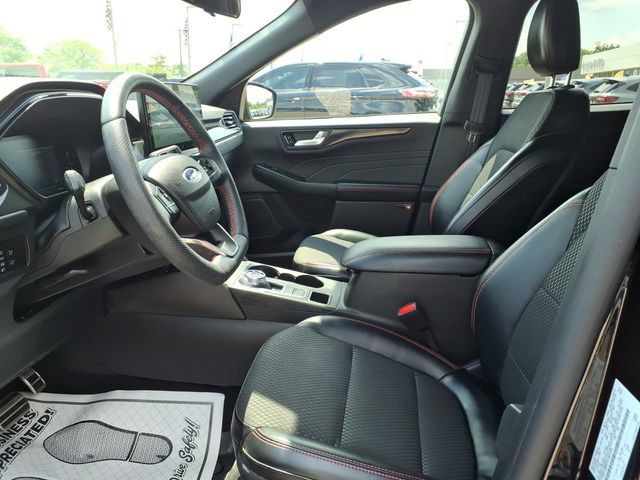 Certified 2024 Ford Escape ST-Line w/ Tech Pack #1 AWD/4WD image 12
